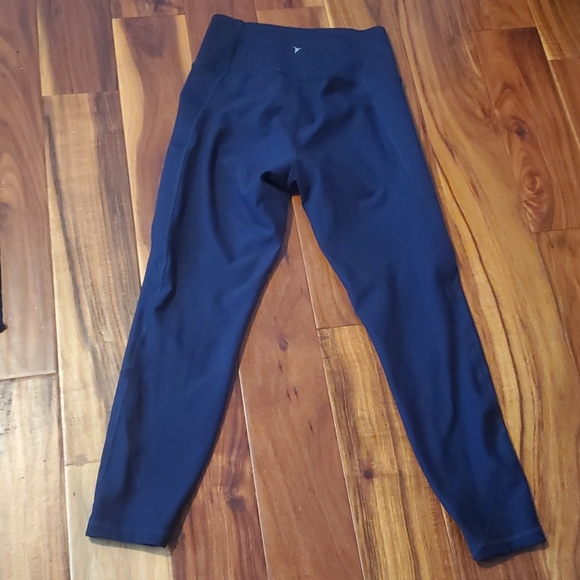 Old Navy high waisted exercise leggings - Picture 4 of 5